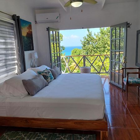 Alex'S Place - Tim Pappies Port Antonio Kültér fotó